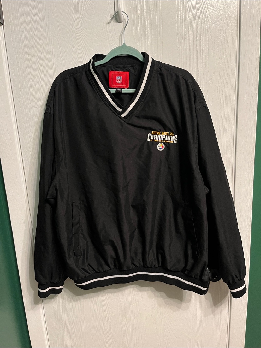 NFL Steelers light weight jacket!